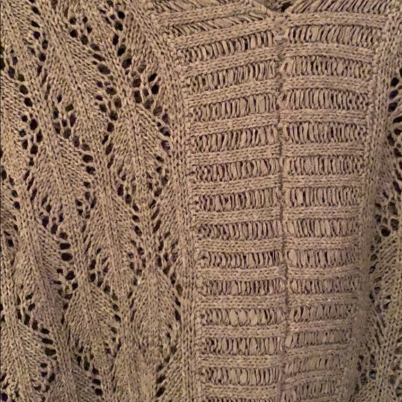 Spring Sumner Sweater - Picture 2 of 5